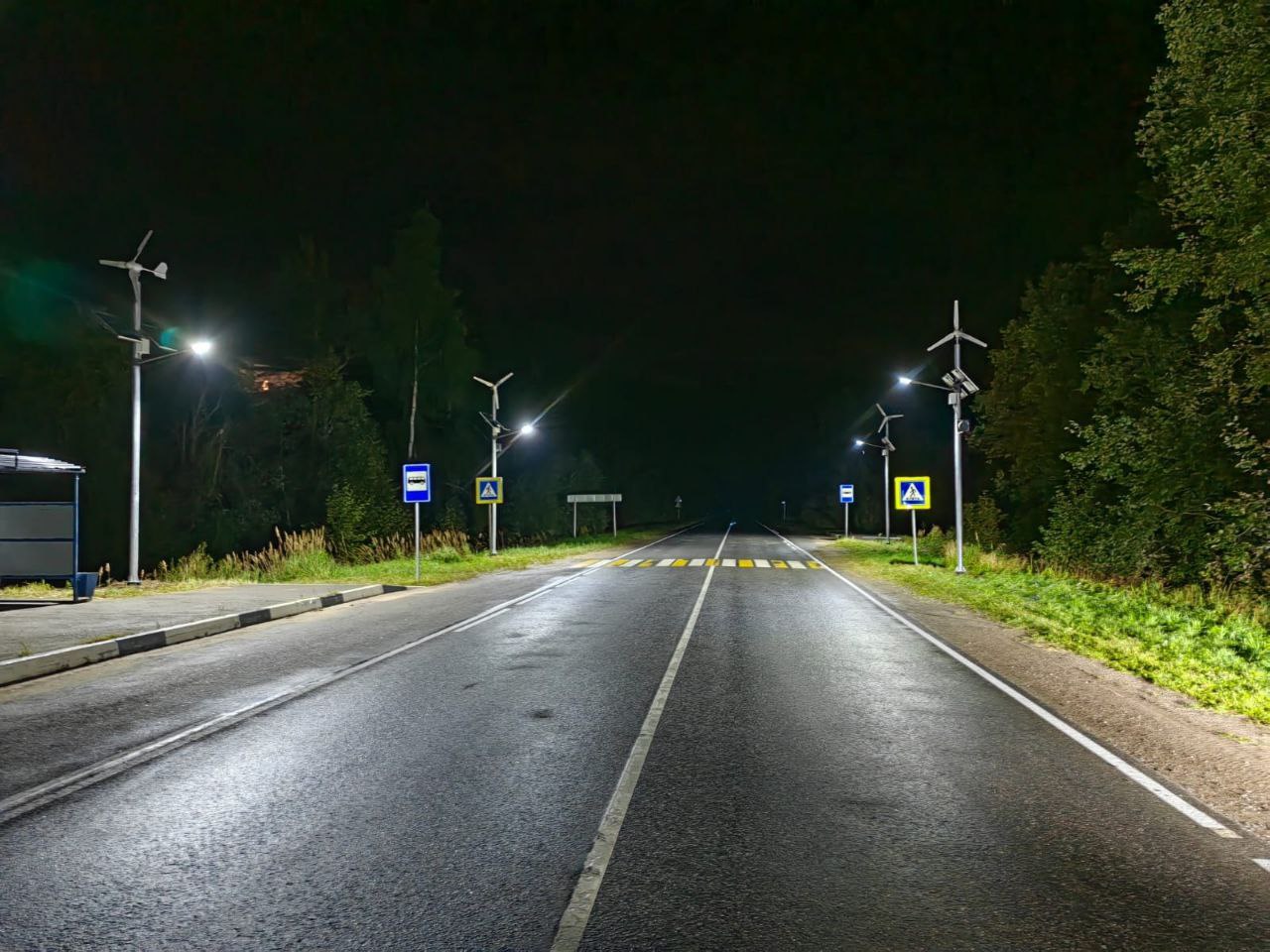 фото Горизонтальный ветрогенератор для сигнального освещения LE-Max VSSO-5