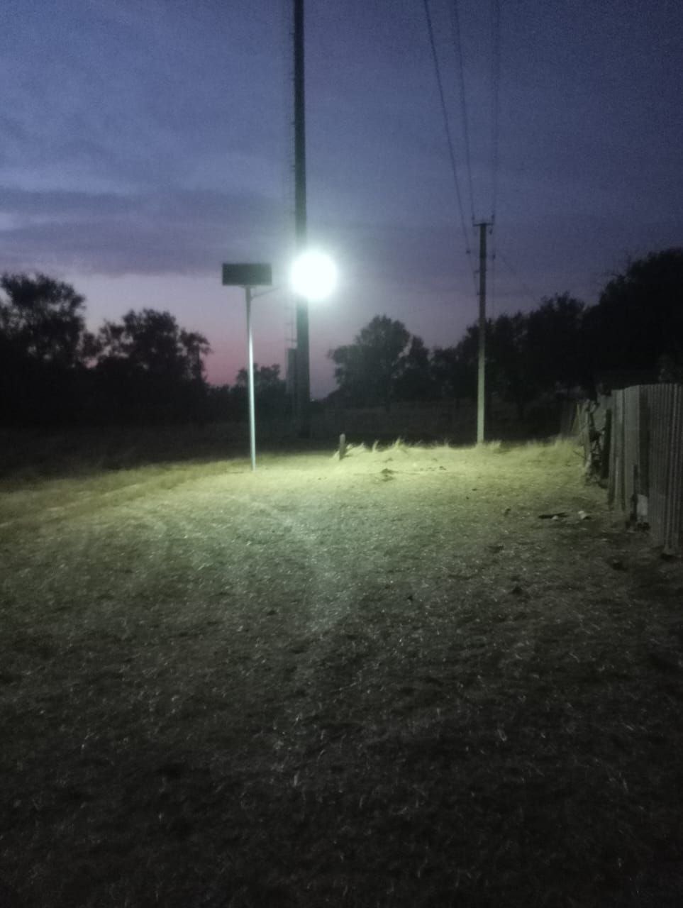 фото Автономная система освещения на солнечных панелях LE-Max ASO-30