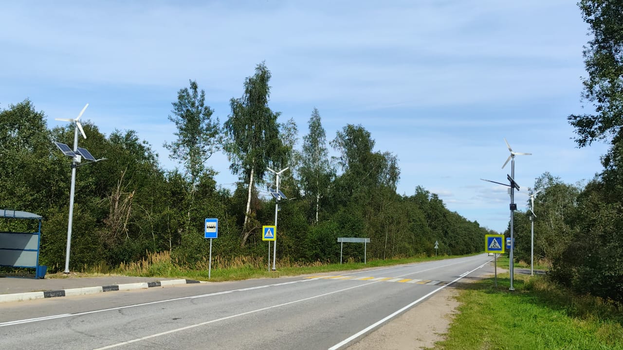 фото Горизонтальный ветрогенератор для сигнального освещения LE-Max VSSO-5