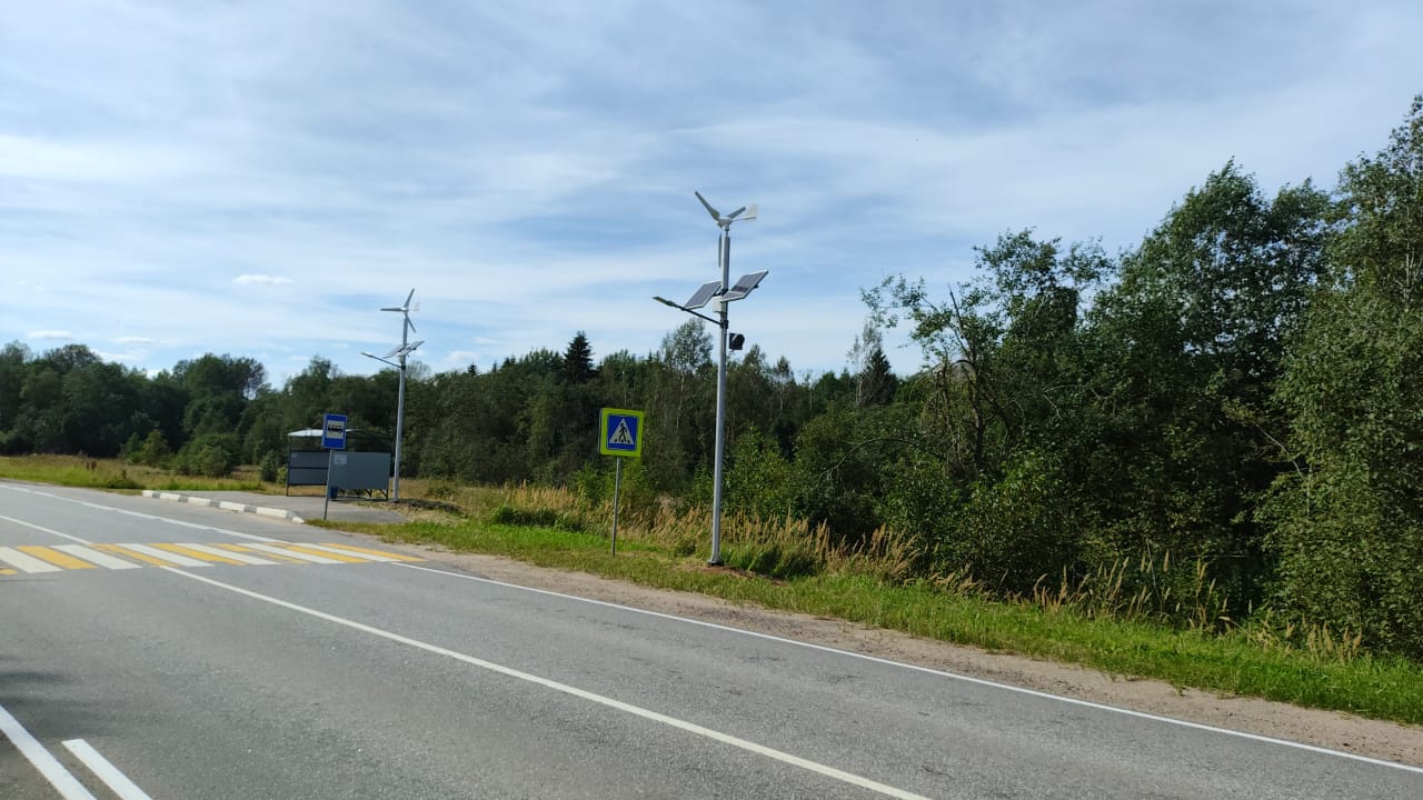 фото Горизонтальный ветрогенератор для сигнального освещения LE-Max VSSO-5