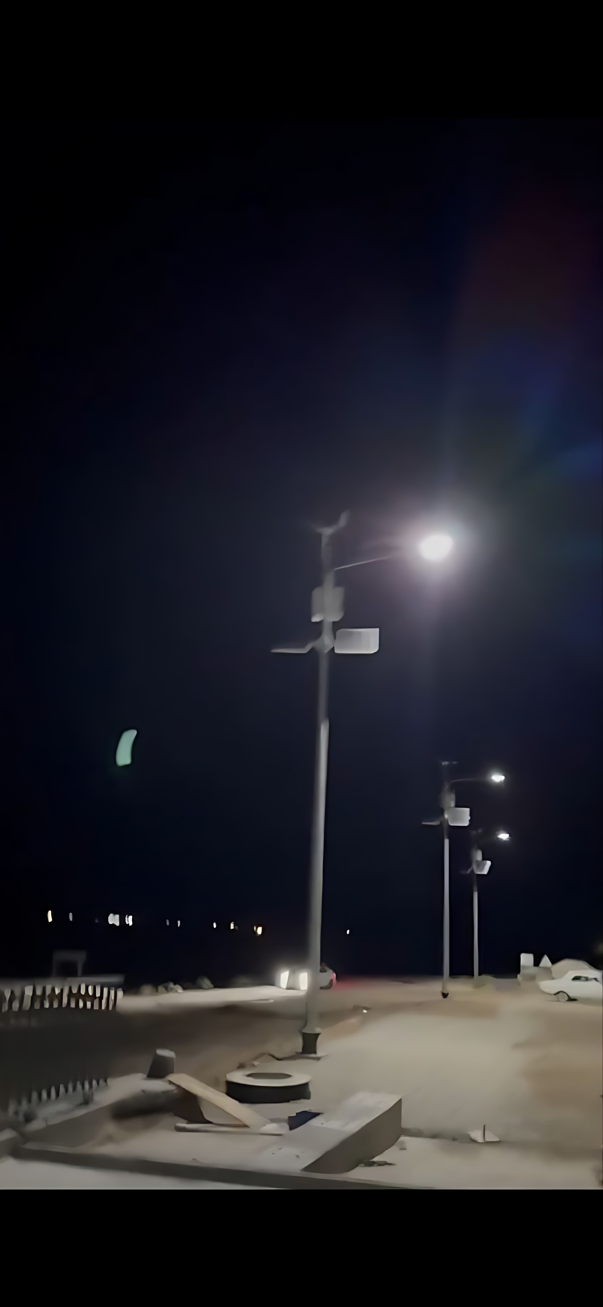 фото Автономная система освещения на солнечных панелях LE-Max ASO-50