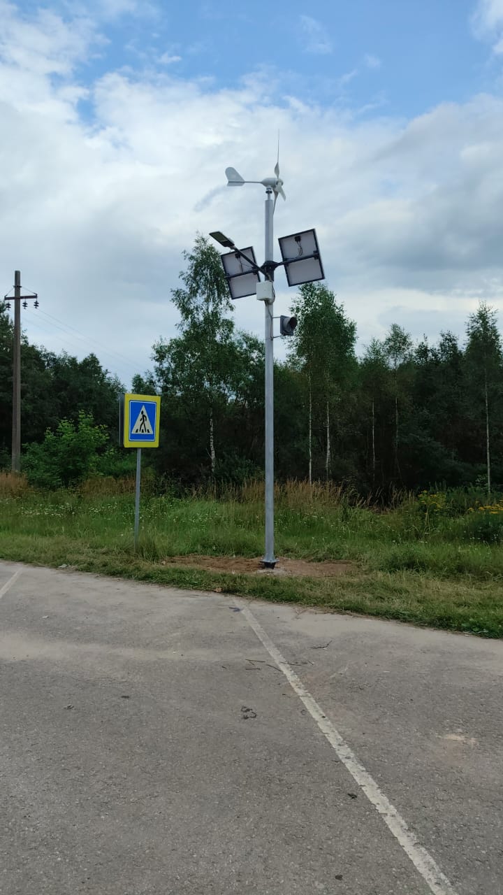 фото Горизонтальный ветрогенератор для сигнального освещения LE-Max VSSO-5